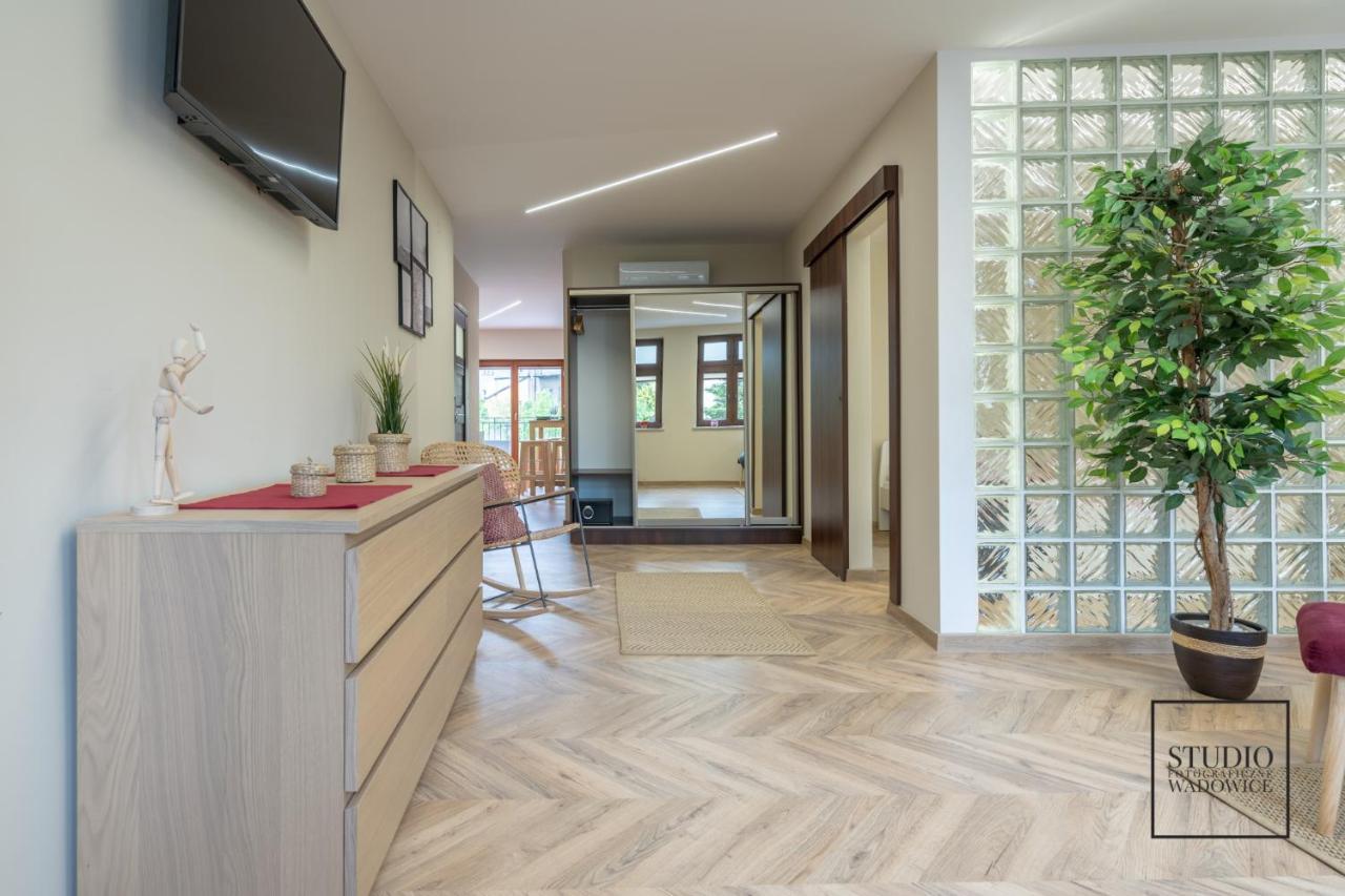 Appartement Apartament Karminowy à Wadowice Extérieur photo